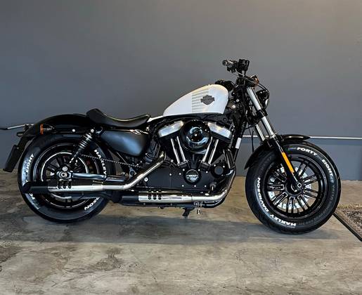 HARLEY-DAVIDSON SPORTSTER FORTY-EIGHT HARLEY-DAVIDSON SPORTSTER FORTY-EIGHT